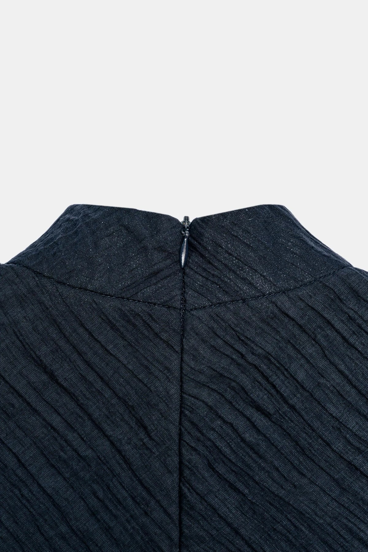 Top noir à dentelle fleurie – Ceres Studio, photo 5